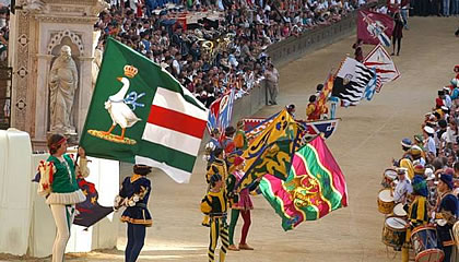 Discover Tuscany region