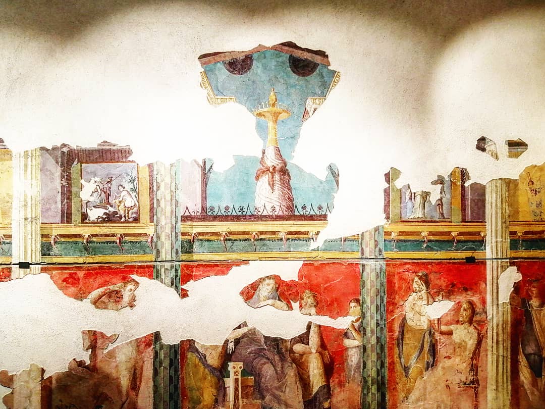 Side wall of the triclinium of villa 6