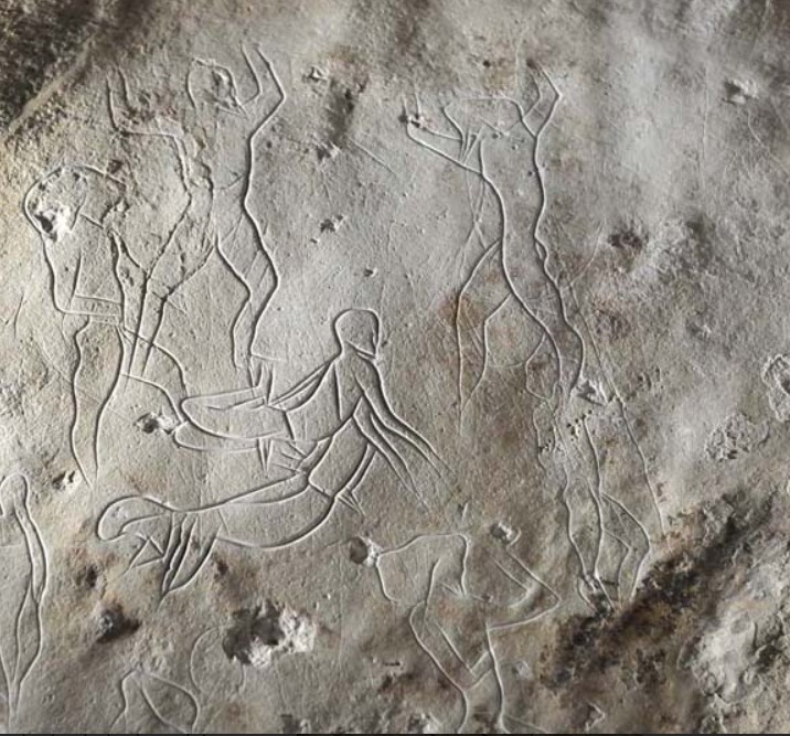 A detail of the Paleolithic engravings in the Addaura III cave, Palermo (photo: Vassallo, RM Cuco, 2015).