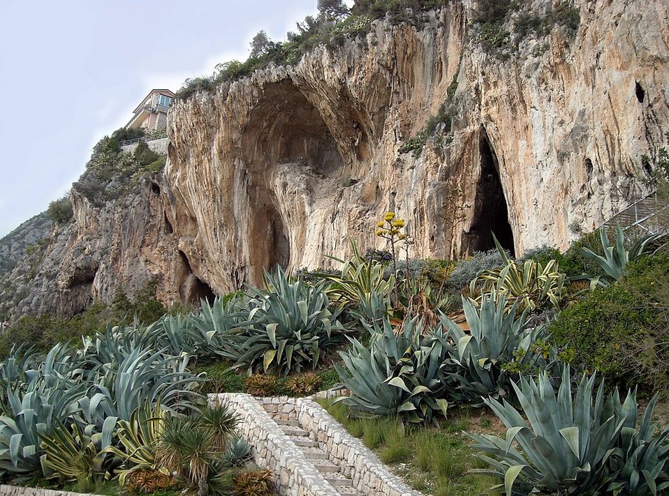 Balzi Rossi caves where the Venus figurines were found.